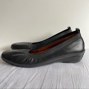 Gentle Souls Leather Ballet Cushioned Soft Mini Wedge